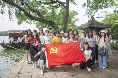 “循迹溯源”弘丰中心党团活动之嘉兴南湖行